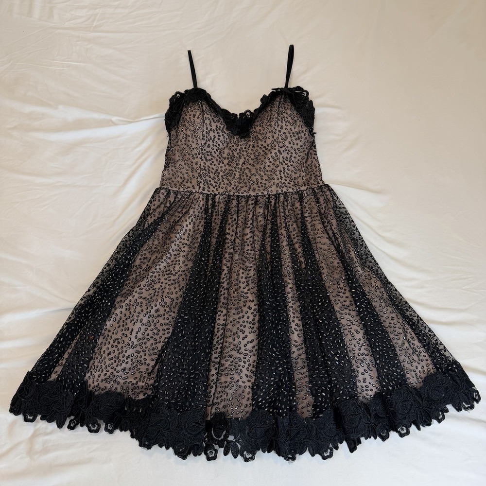 City Triangles Black Lace and Sequins Fit-and-Flare Dress Size Junior 9